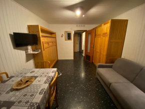 Studio 4 personnes 2* en centre de Valloire, à 140m des pistes, balcon est. - FR-1-263-57